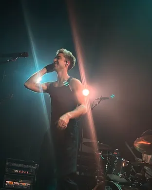 Alex Warren Charlotte