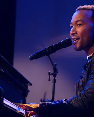 John Legend Charlotte