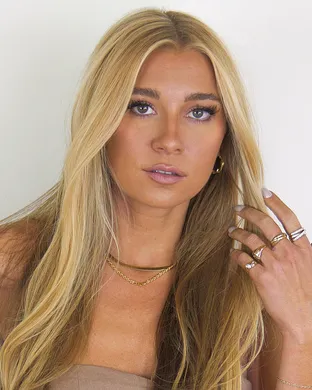 Julia Cole Charlotte