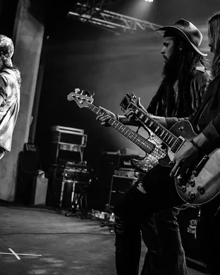 Them Dirty Roses Charlotte